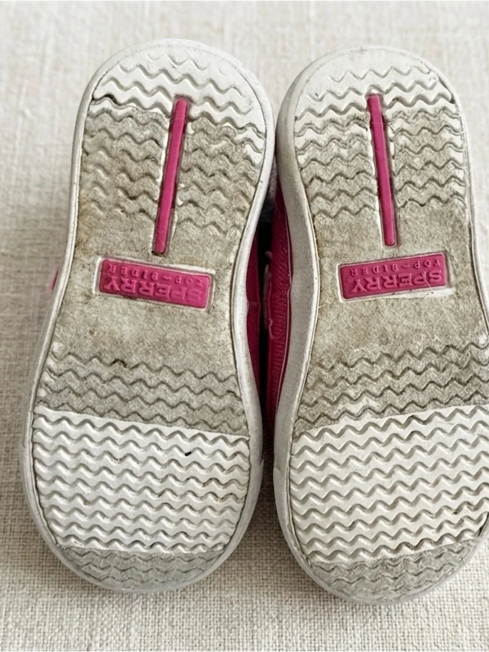 Sperry Topsider Hot Pink Glitter Y2K Toddler shoes